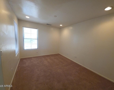 8618 W Chickasaw Street - Photo Thumbnail 9