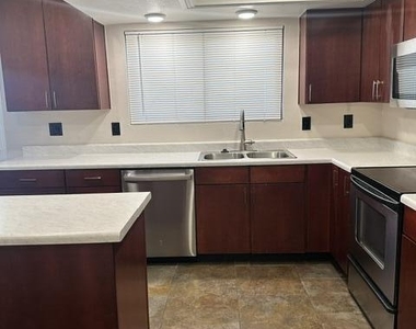 5805 W Evans Drive - Photo Thumbnail 15