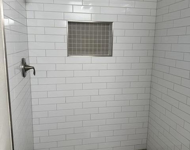 5805 W Evans Drive - Photo Thumbnail 32
