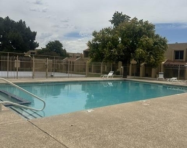 5805 W Evans Drive - Photo Thumbnail 36