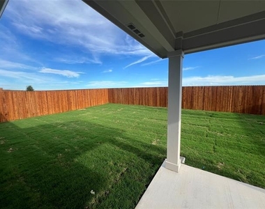 1405 Arrowleaf Drive - Photo Thumbnail 19