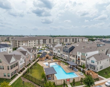 4249 Watson Way - Photo Thumbnail 12