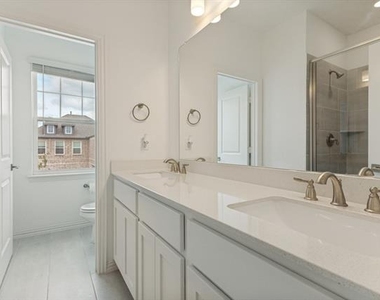4249 Watson Way - Photo Thumbnail 20