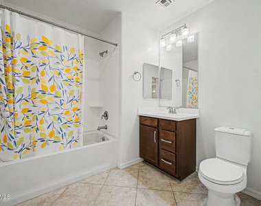 5550 N 16th Street - Photo Thumbnail 13