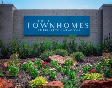 1414 Orchid Drive - Photo Thumbnail 13