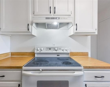 2907 Charity Road - Photo Thumbnail 6
