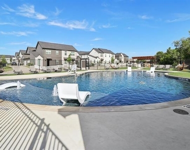 1413 Orchid Drive - Photo Thumbnail 13