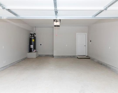1413 Orchid Drive - Photo Thumbnail 9