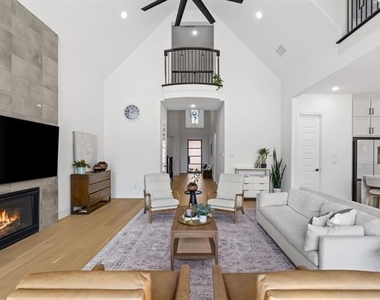 2541 Forestbrook Drive - Photo Thumbnail 2