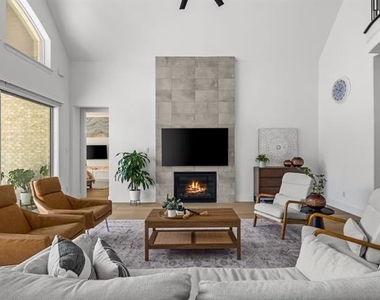 2541 Forestbrook Drive - Photo Thumbnail 9