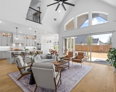 2541 Forestbrook Drive - Photo Thumbnail 5