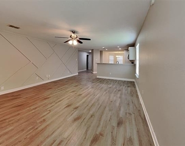 1022 Halifax Lane - Photo Thumbnail 1
