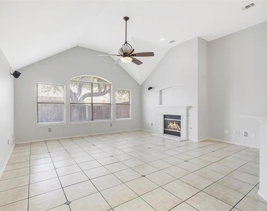 5653 Westwood Lane - Photo Thumbnail 15