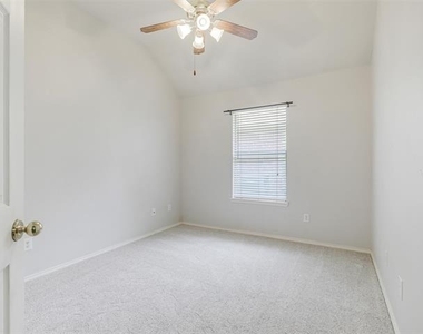 5653 Westwood Lane - Photo Thumbnail 26