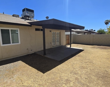 5128 W Surrey Avenue - Photo Thumbnail 28