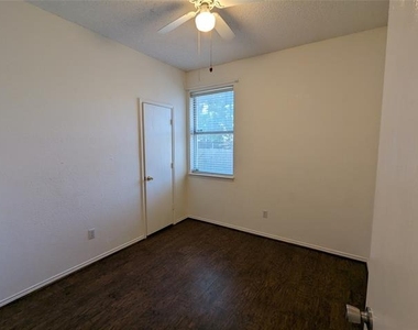 6367 Stonewater Bend Trail - Photo Thumbnail 2
