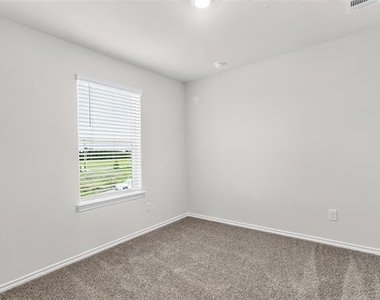 6011 Pinion Trail - Photo Thumbnail 26