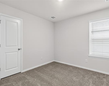 6011 Pinion Trail - Photo Thumbnail 25