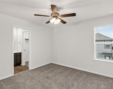 6011 Pinion Trail - Photo Thumbnail 13