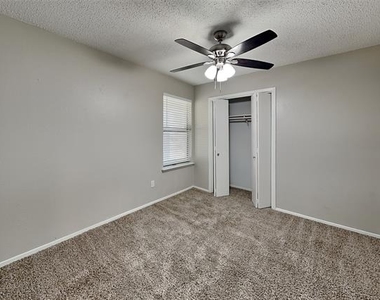 7228 Echo Hill Drive - Photo Thumbnail 13