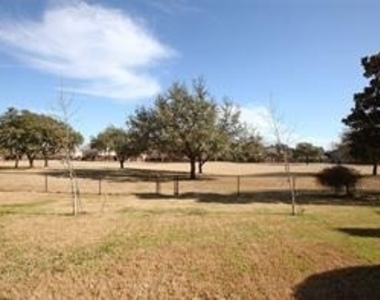 5800 Charleston Drive - Photo Thumbnail 25