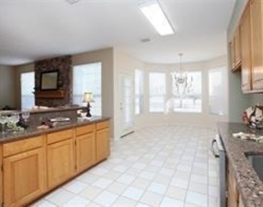 5800 Charleston Drive - Photo Thumbnail 8