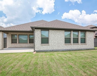 4718 Buttonbush Dr - Photo Thumbnail 18