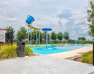 4718 Buttonbush Dr - Photo Thumbnail 24