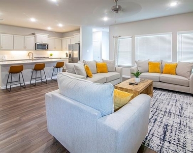 4718 Buttonbush Dr - Photo Thumbnail 36