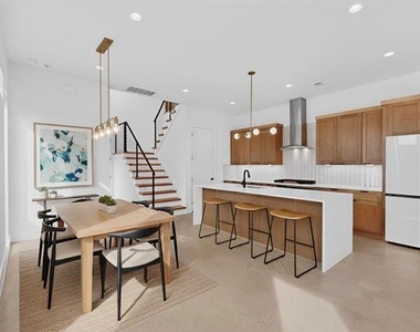 5308 Terry Street - Photo Thumbnail 5