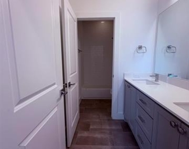 2232 Scenic Bluff Drive - Photo Thumbnail 16