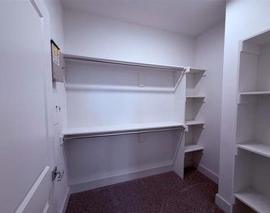 2232 Scenic Bluff Drive - Photo Thumbnail 23