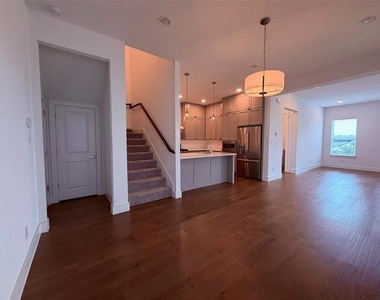2232 Scenic Bluff Drive - Photo Thumbnail 11