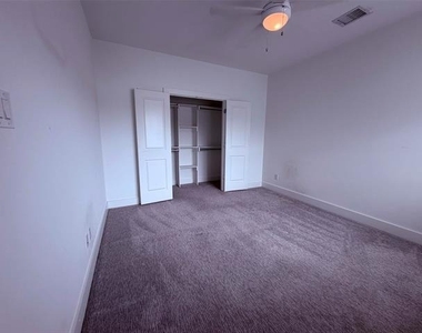 2232 Scenic Bluff Drive - Photo Thumbnail 15