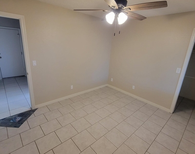 6320 W Shaw Butte Drive - Photo Thumbnail 5