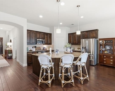 514 Overton Avenue - Photo Thumbnail 9