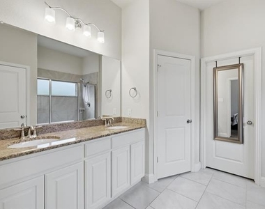 514 Overton Avenue - Photo Thumbnail 23