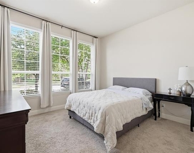 514 Overton Avenue - Photo Thumbnail 28
