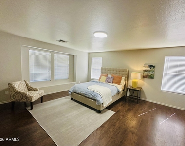 16474 W Remuda Drive - Photo Thumbnail 14