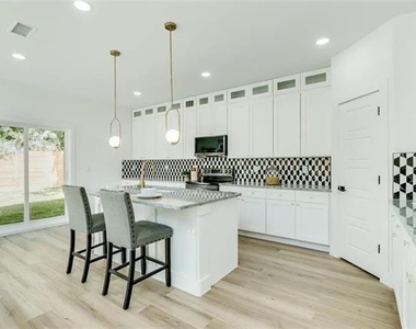 4023 Abilene Street - Photo Thumbnail 4