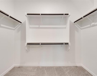 8340 Challenger Lane - Photo Thumbnail 30