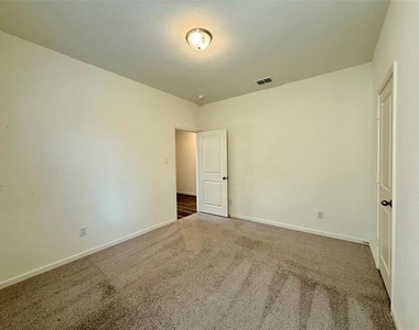 713 Cherry Blossom Street - Photo Thumbnail 21
