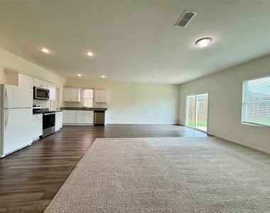 713 Cherry Blossom Street - Photo Thumbnail 9