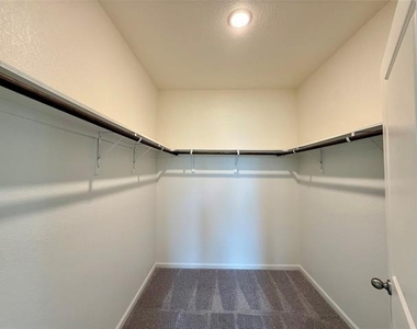 713 Cherry Blossom Street - Photo Thumbnail 16