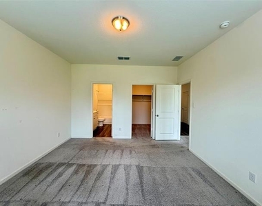 713 Cherry Blossom Street - Photo Thumbnail 13