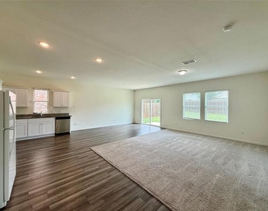 713 Cherry Blossom Street - Photo Thumbnail 5