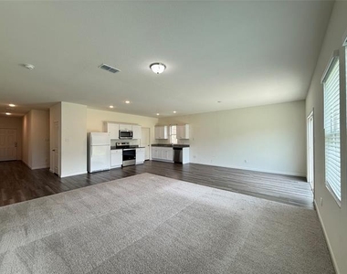 713 Cherry Blossom Street - Photo Thumbnail 8