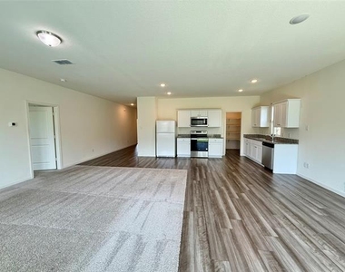 713 Cherry Blossom Street - Photo Thumbnail 7
