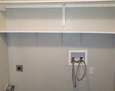 644 S Rogers Road - Photo Thumbnail 10