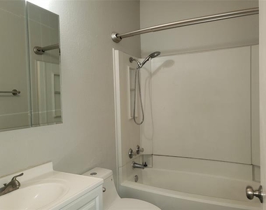 644 S Rogers Road - Photo Thumbnail 15